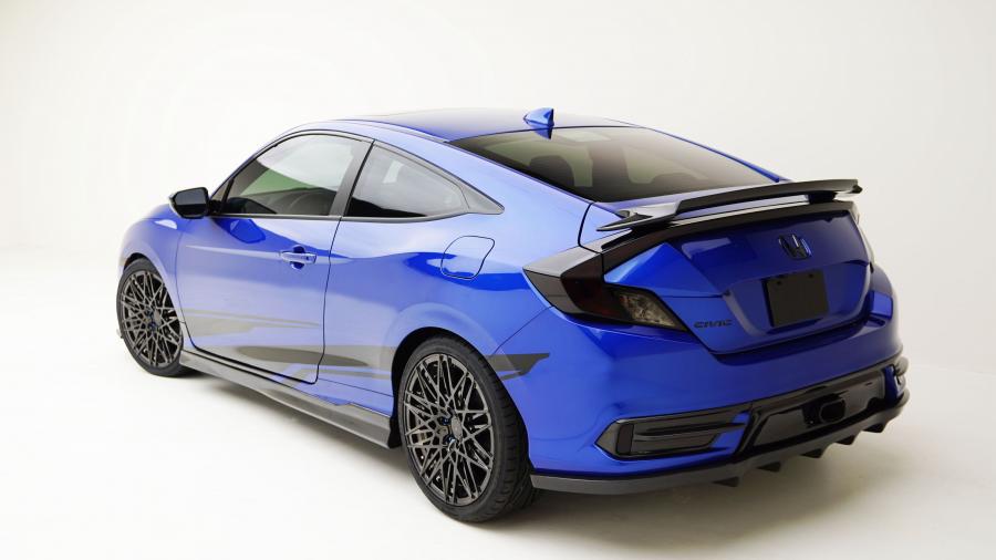  Honda Civic Coupe by MAD Industries 2016 года  (фото 5 из 6)